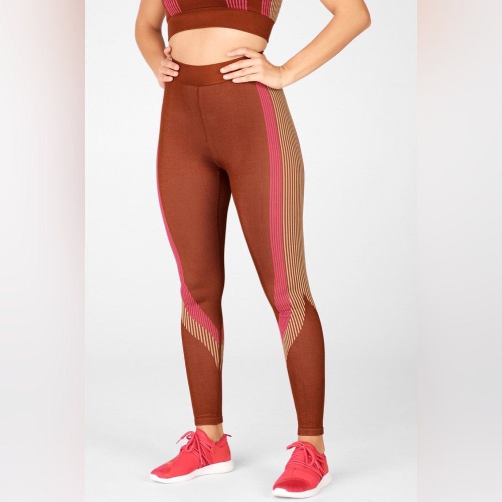Fabletics High Rise Retro Pattern Seamless Stripe… - image 1